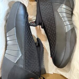 Jordan 15s size 9.5 Black and Silver Sneakers